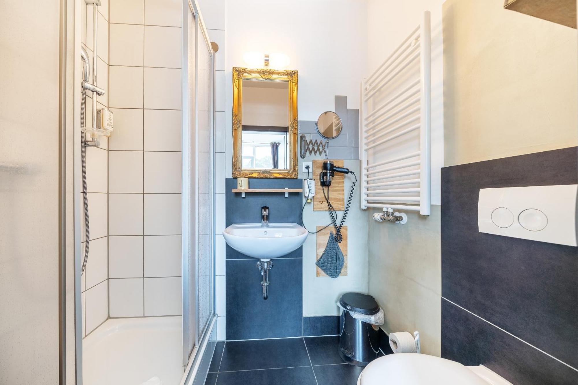 Aappartel City Center - Kontaktloser Check-In 24H Білефельд Екстер'єр фото