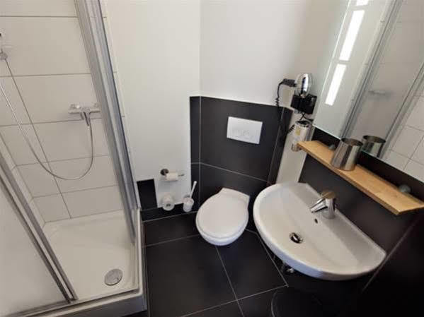 Aappartel City Center - Kontaktloser Check-In 24H Білефельд Екстер'єр фото